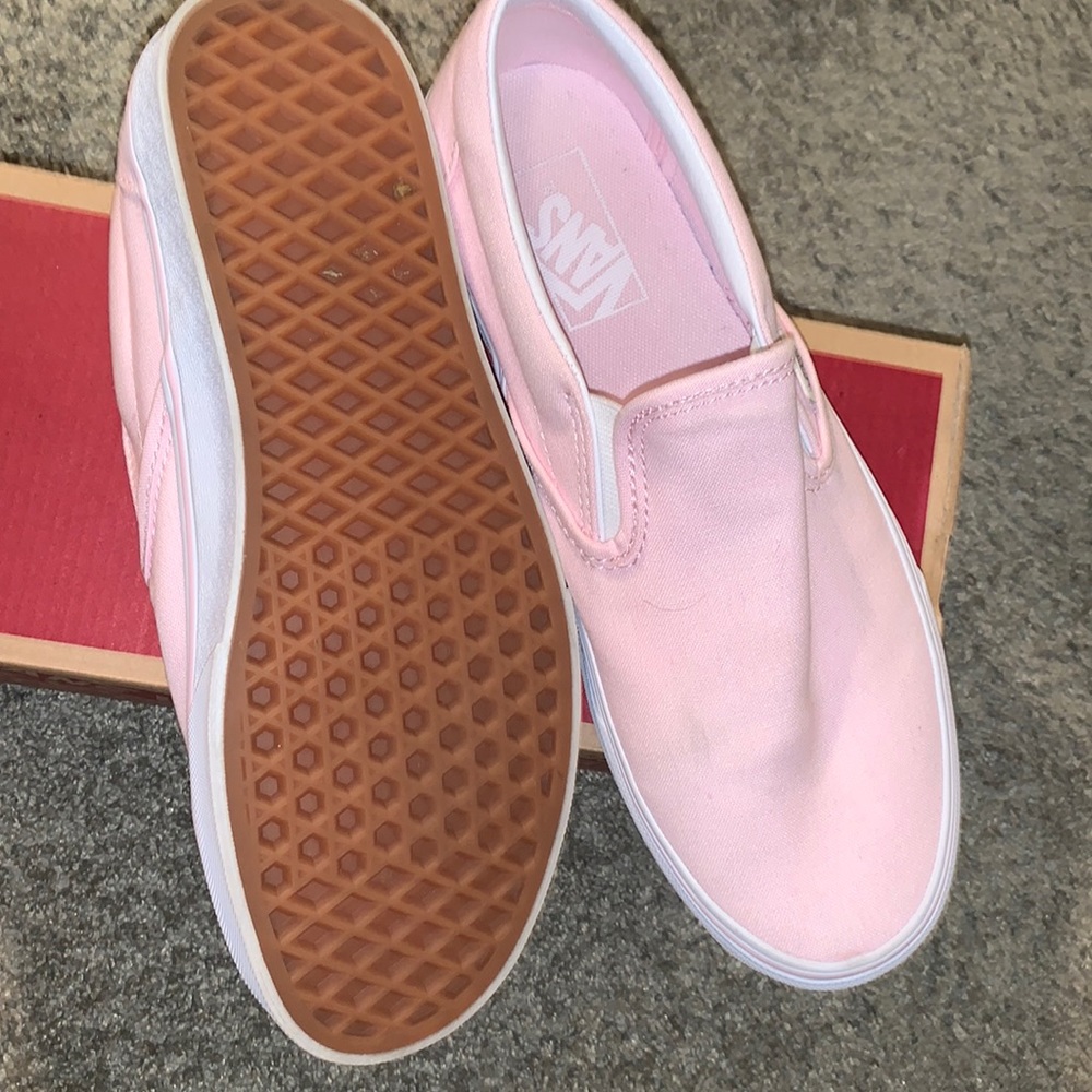 Pink slip on vans - Picture 2 of 2